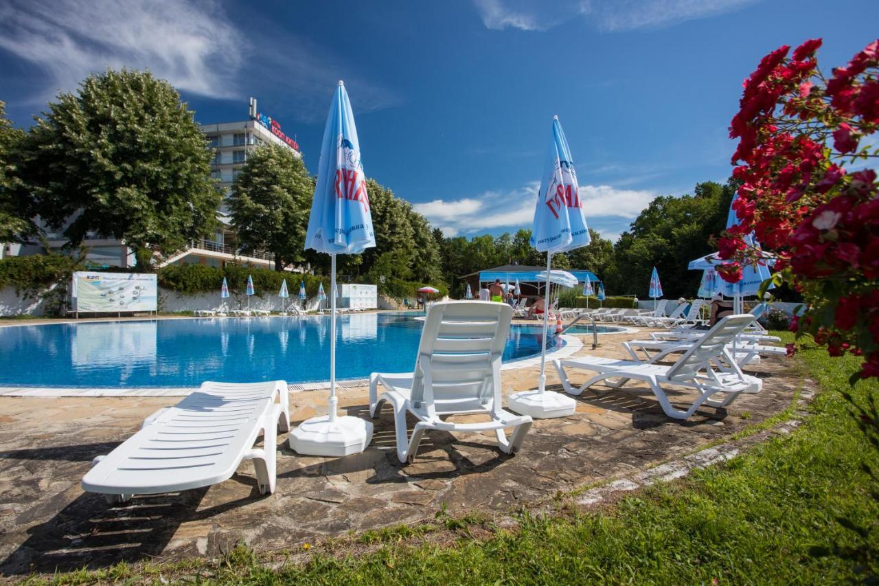 Hotel Coop - Kiten Китен Экстерьер фото